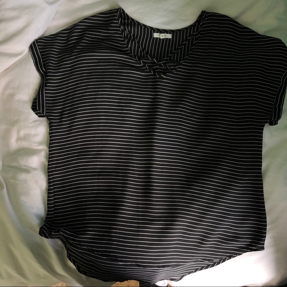 Size M Maurices Black and White Striped top